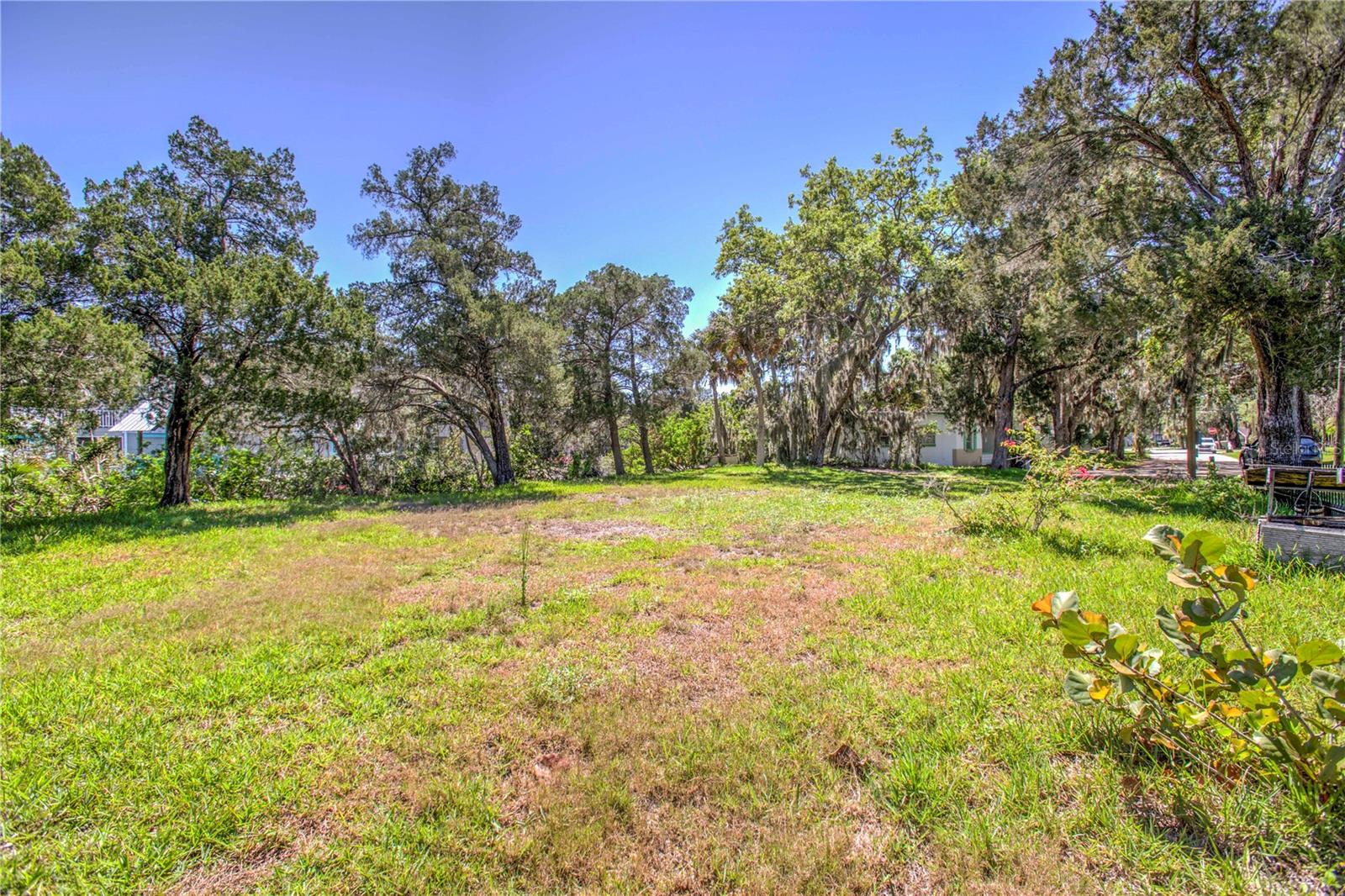 Listing photo id 4 for 5274 Miller Bayou Drive