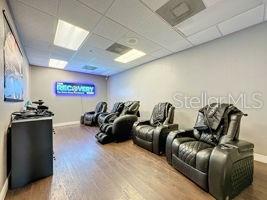 Listing photo id 27 for 224 Mariner Boulevard