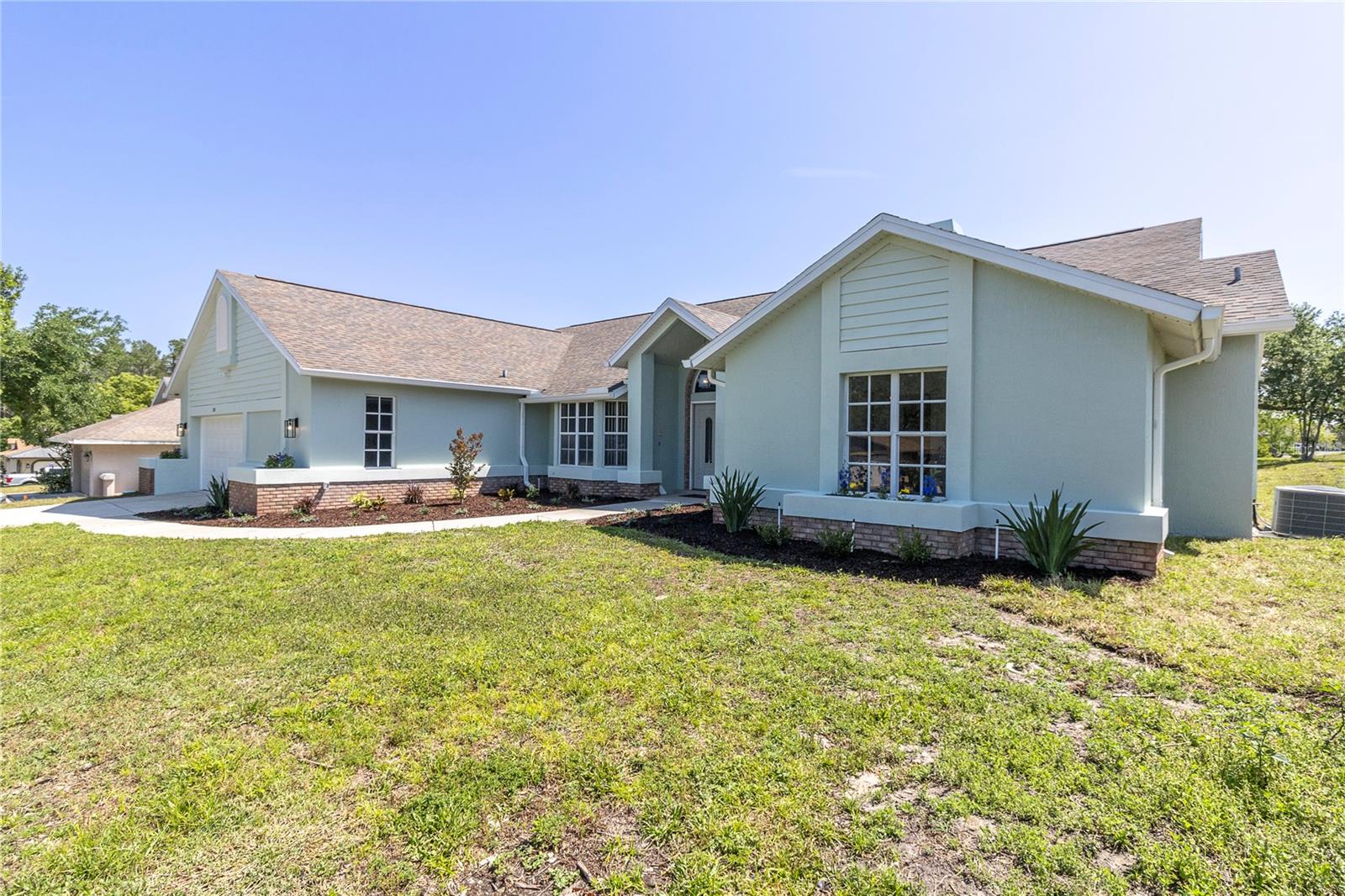 Listing photo id 38 for 2458 Sunrise Court