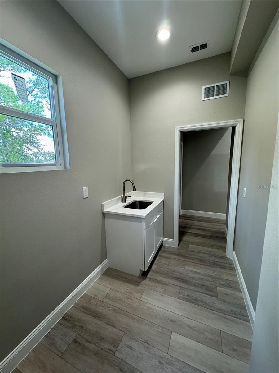 Image 12 of 41 For 4101 Valley Brook Court