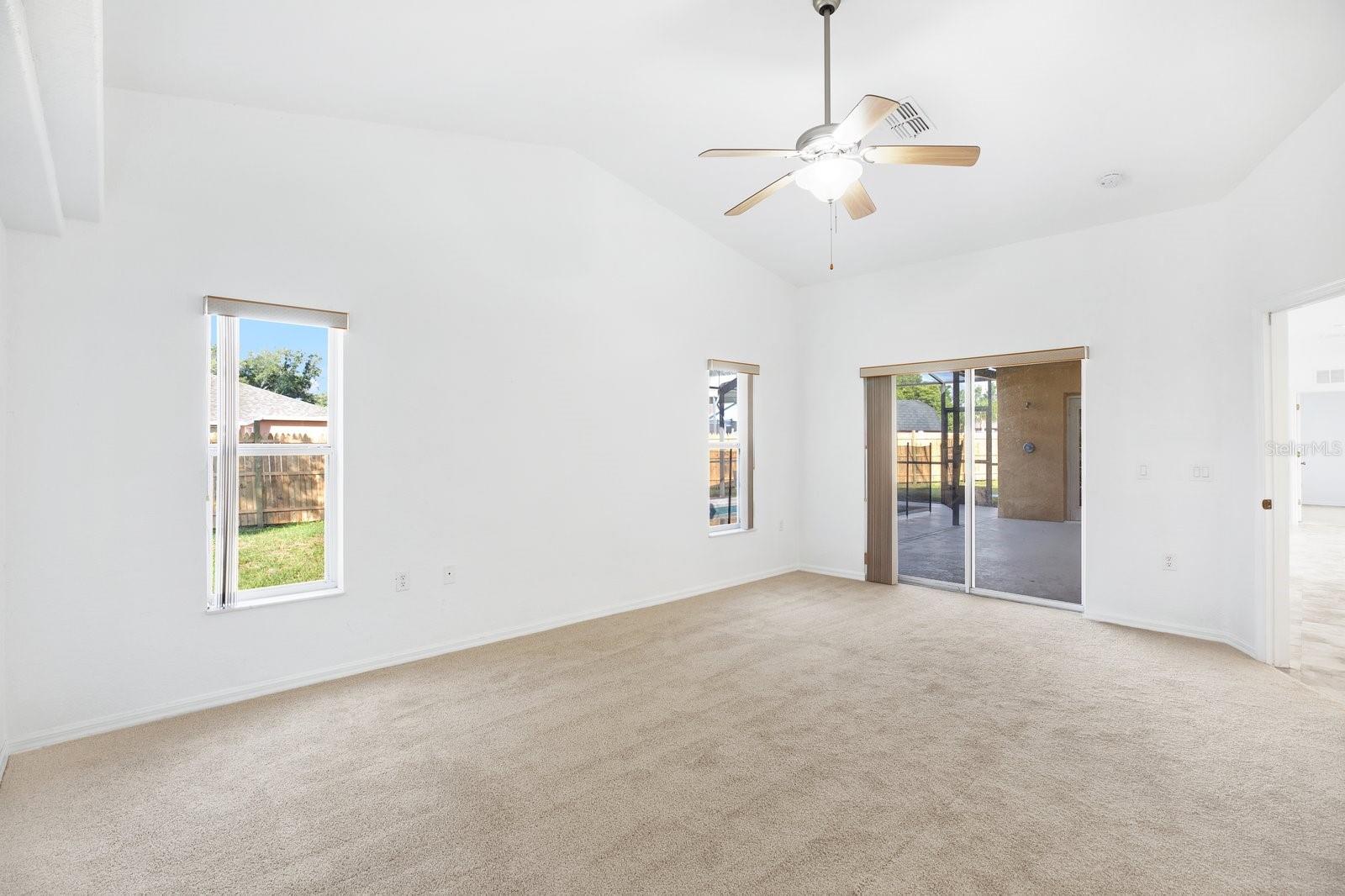 Listing photo id 26 for 8074 Tranquil Drive