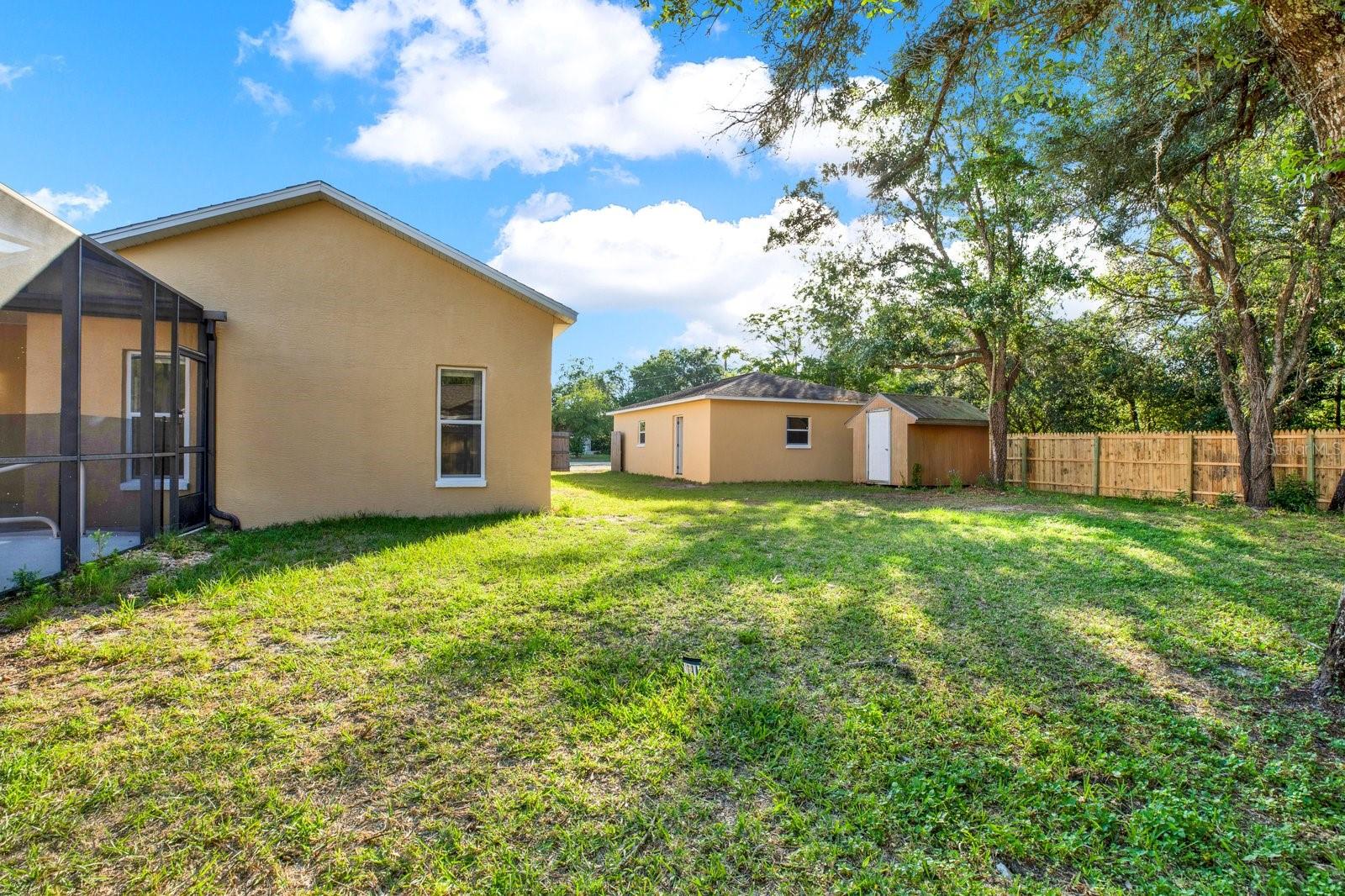 Listing photo id 51 for 8074 Tranquil Drive