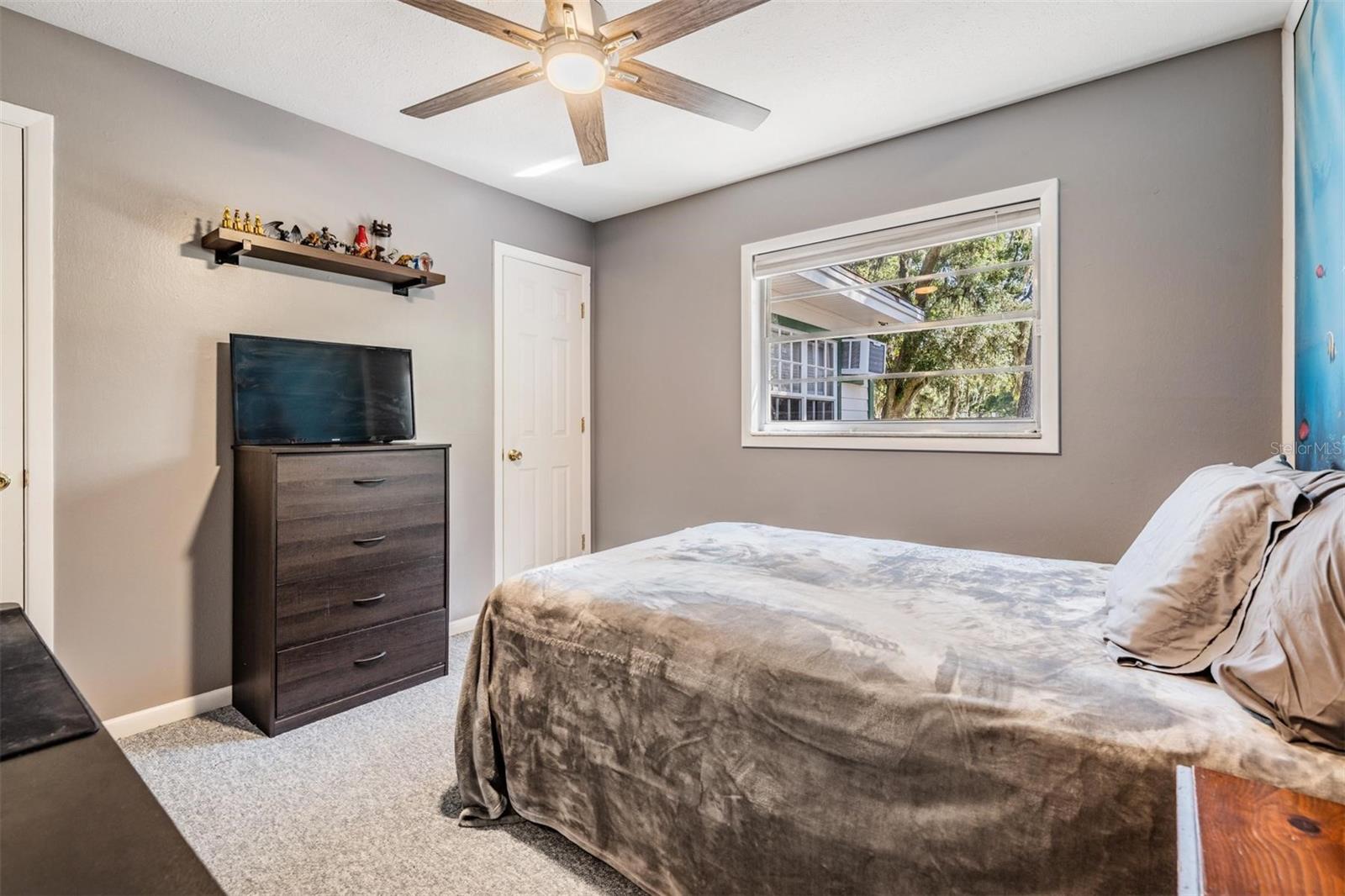 Listing photo id 22 for 3203 Amaya Court