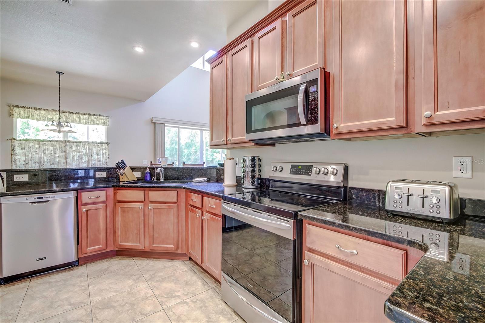 Listing photo id 16 for 14905 Copeland Way