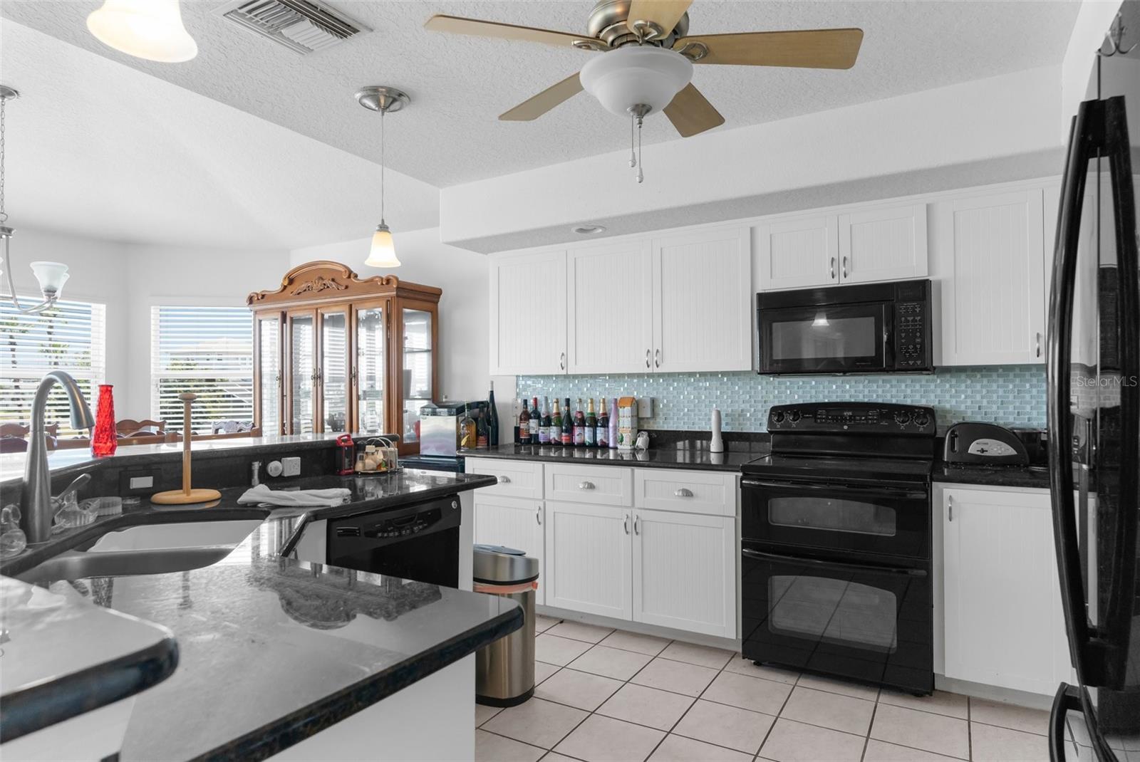 Image 11 of 34 For 3407 Palometa Drive