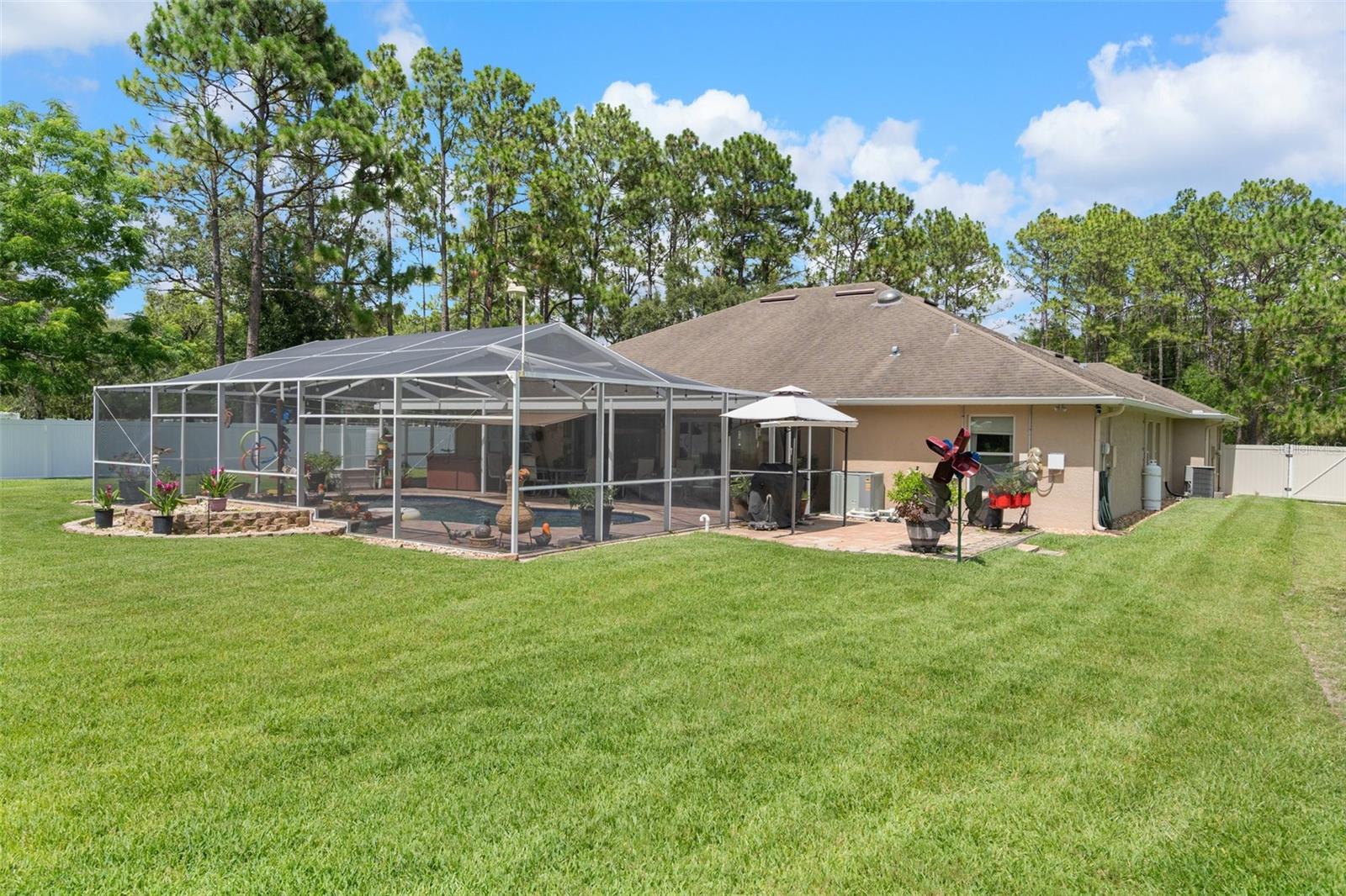 Listing photo id 47 for 5171 Bone Lane