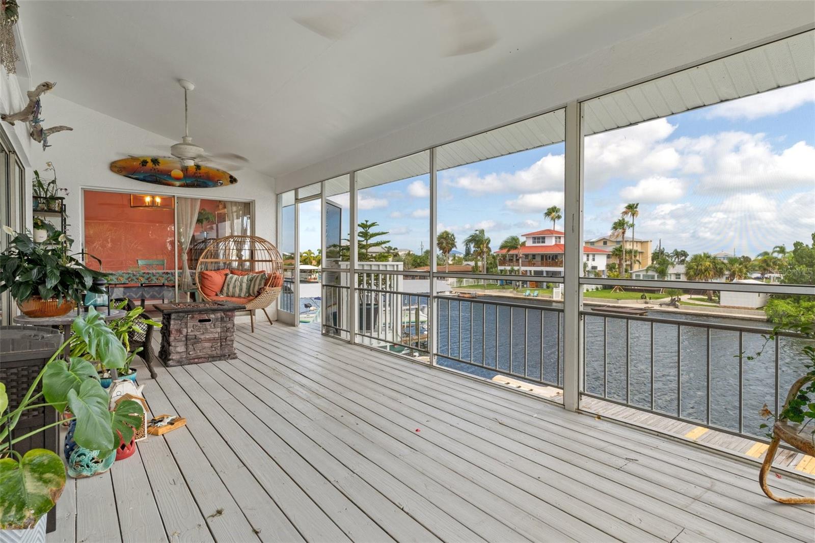 Listing photo id 28 for 3317 Gulf Coast Drive