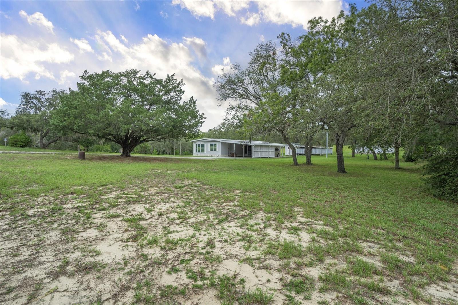 Listing photo id 4 for 13255 Jacqueline Road