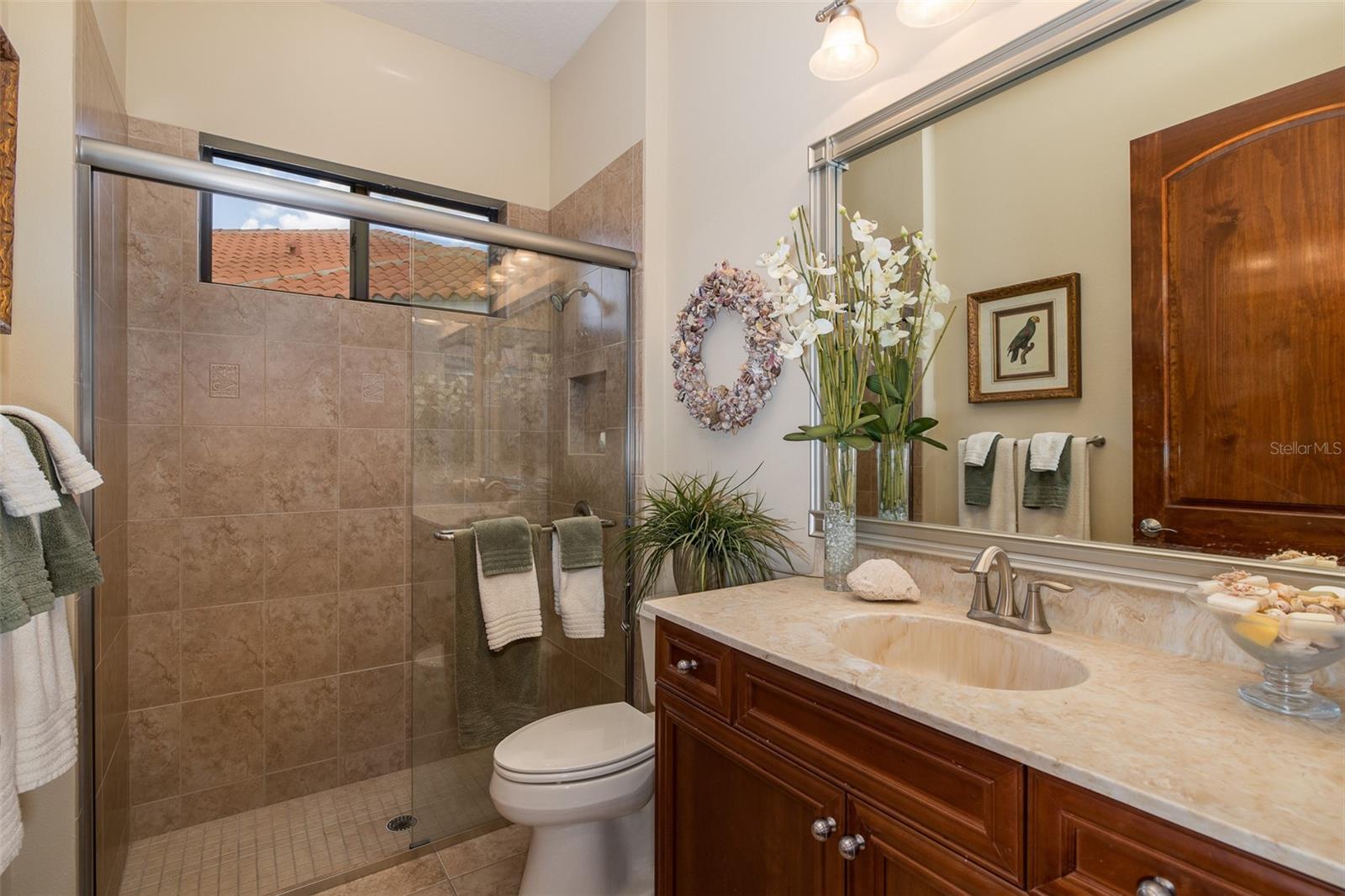 Listing photo id 36 for 1147 Tuscany Drive