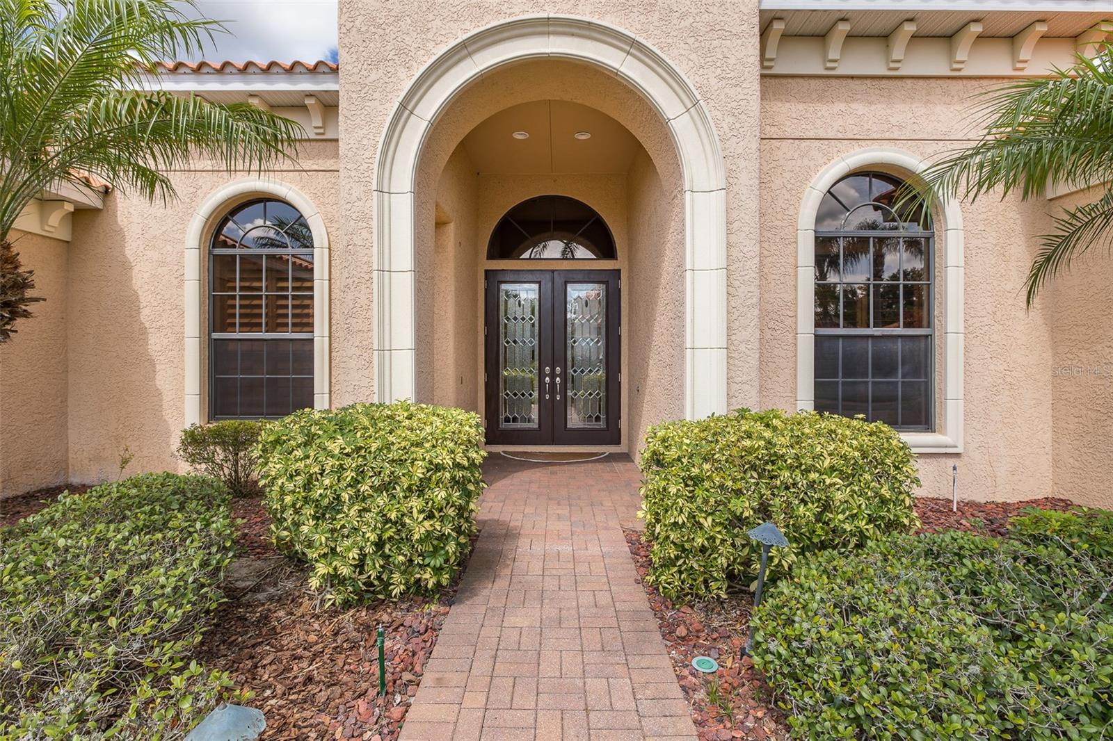 Listing photo id 4 for 1147 Tuscany Drive