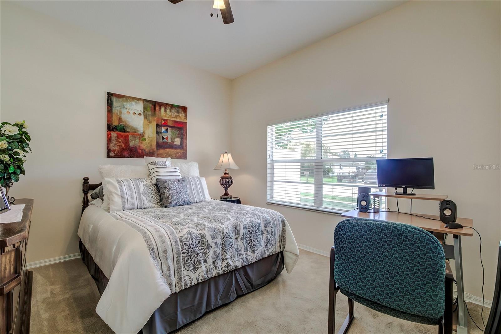 Listing photo id 28 for 8704 Cypress Lakes Boulevard