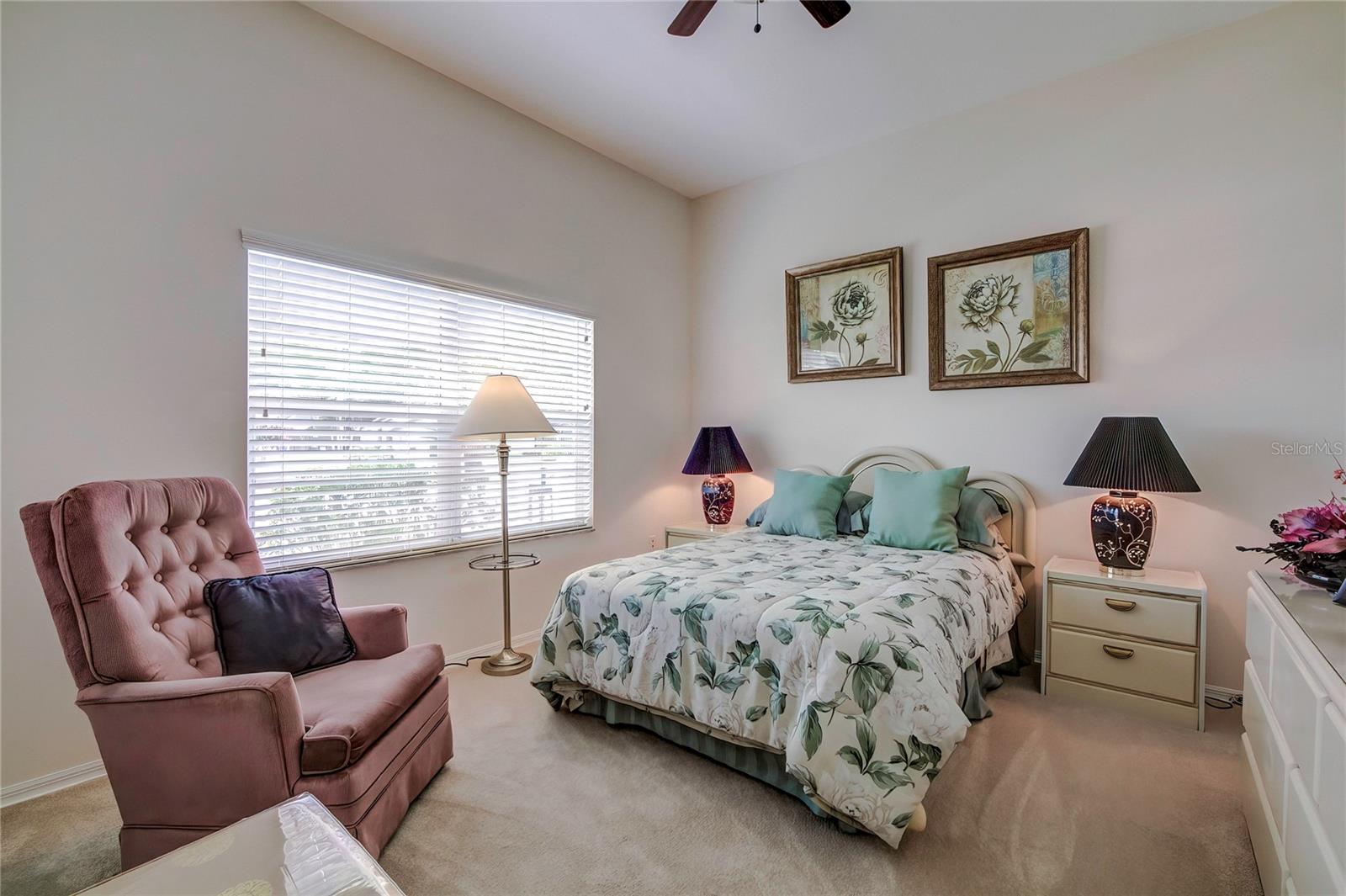 Listing photo id 32 for 8704 Cypress Lakes Boulevard