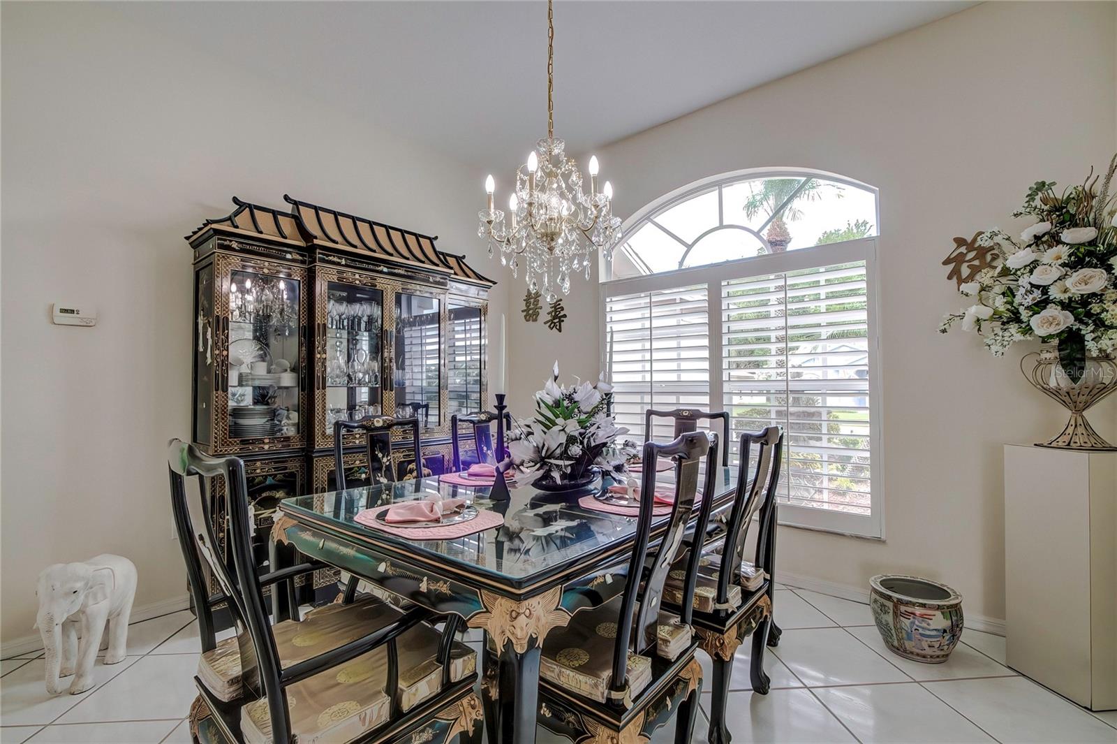 Listing photo id 3 for 8704 Cypress Lakes Boulevard