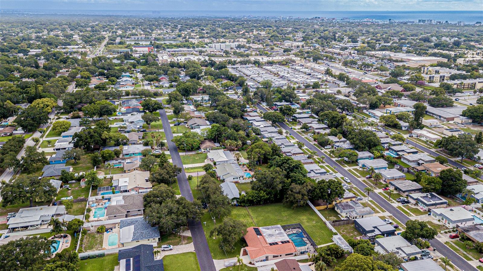 Image 9 of 9 For 12454 138th Street N