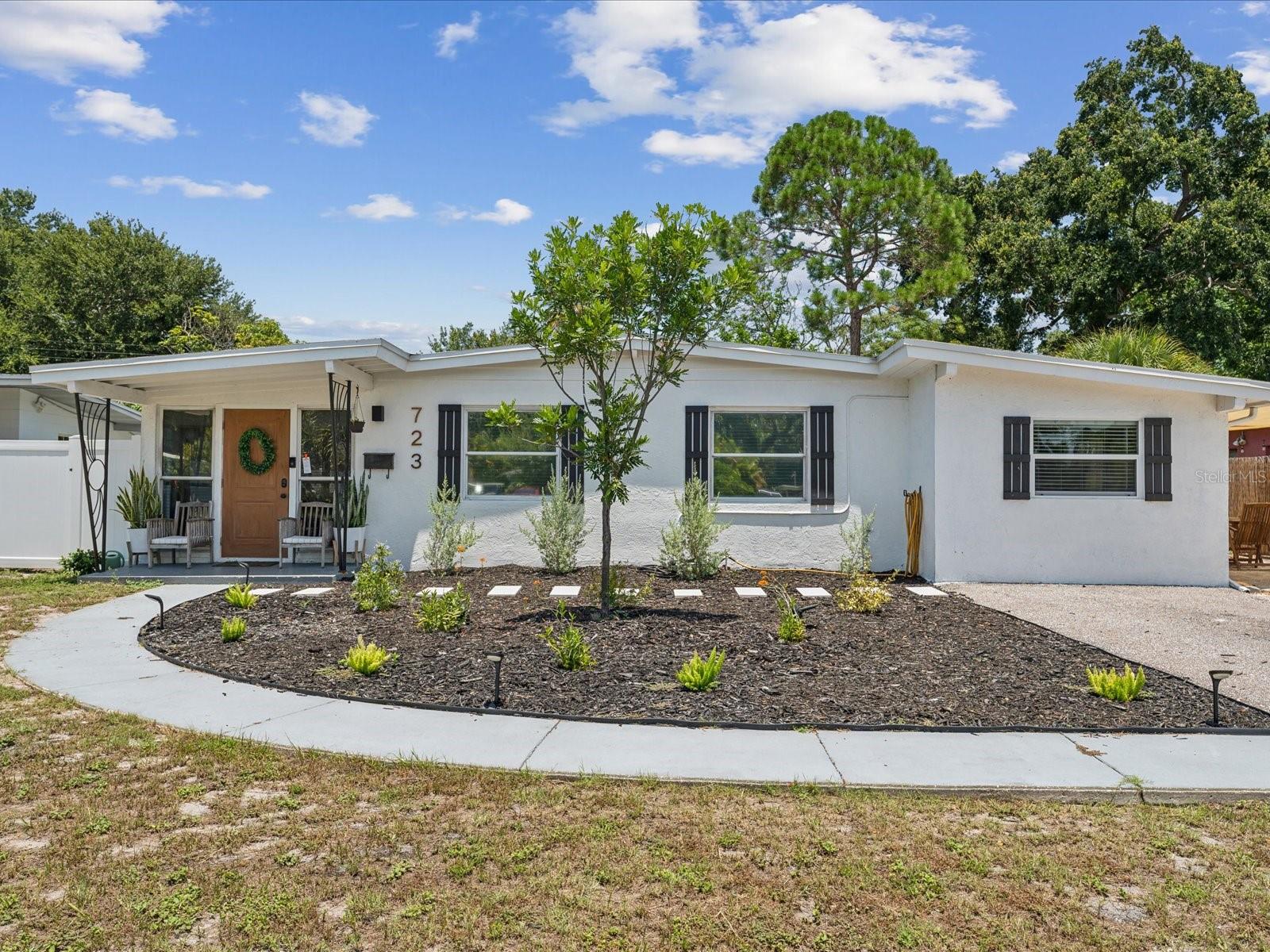 Details for 723 62nd Avenue S, Saint Petersburg, FL 33705