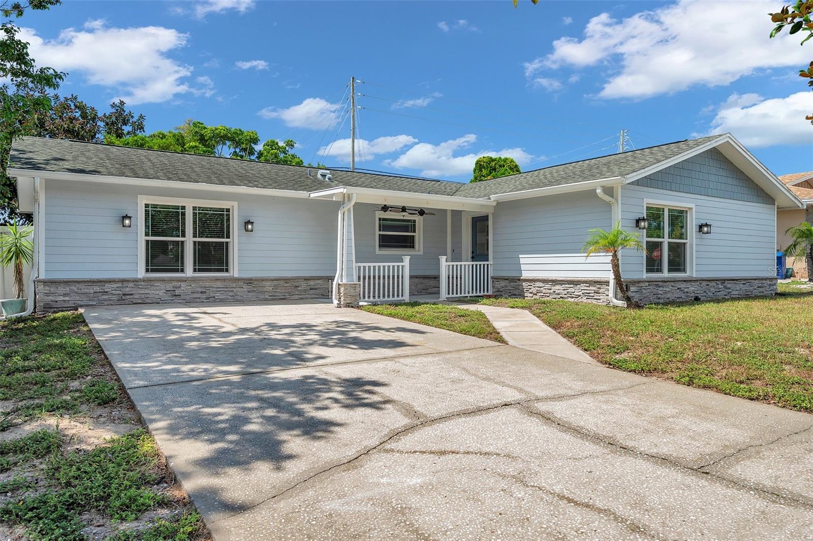 Details for 302 Leafwood Road, TARPON SPRINGS, FL 34689