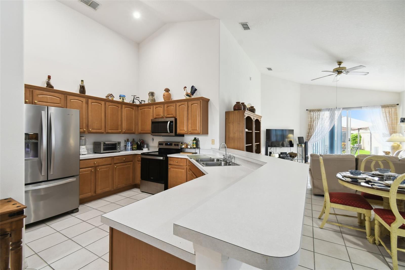 Image 11 of 53 For 432 Corvina Drive