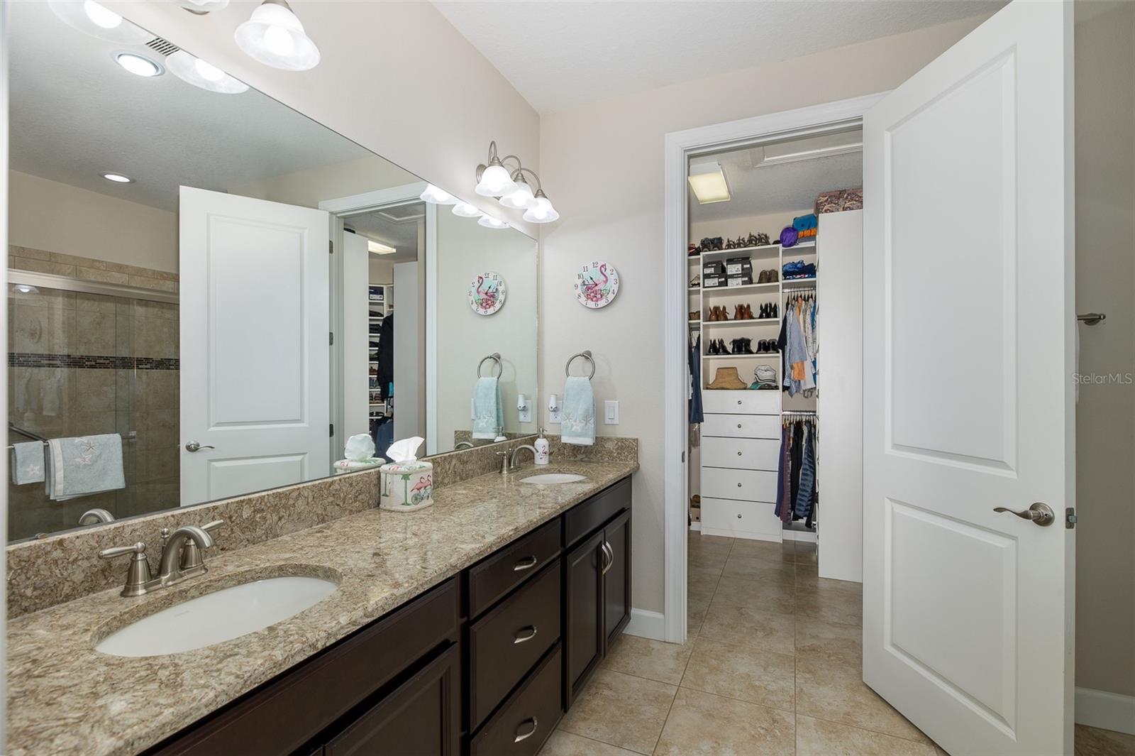 Listing photo id 23 for 11600 Callisia Drive