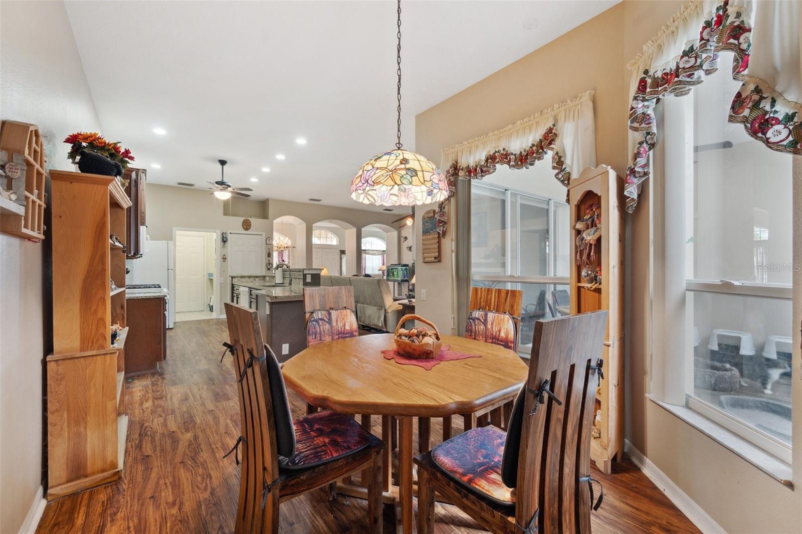 Listing photo id 20 for 1641 Bayfield Court