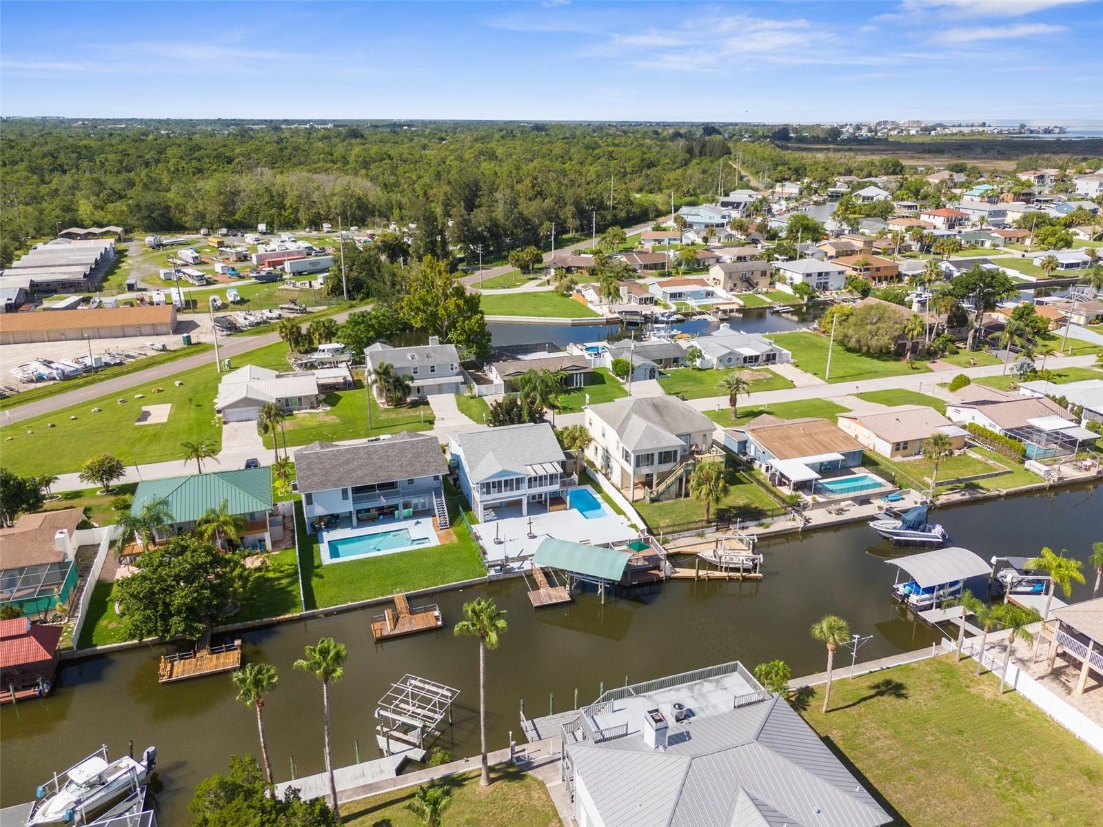 Image 17 of 77 For 7637 Hatteras Drive