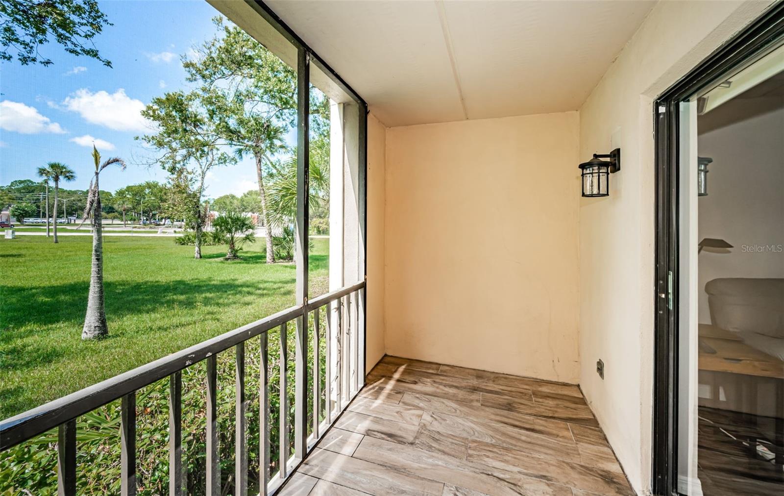 Image 43 of 62 For 1000 Tarpon Woods Boulevard 703