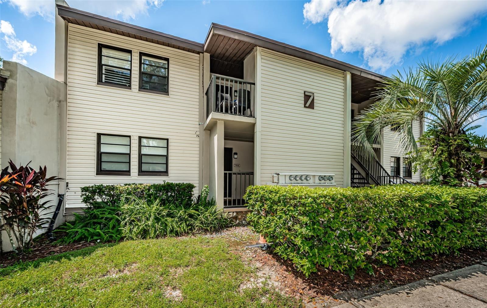 Image 7 of 62 For 1000 Tarpon Woods Boulevard 703