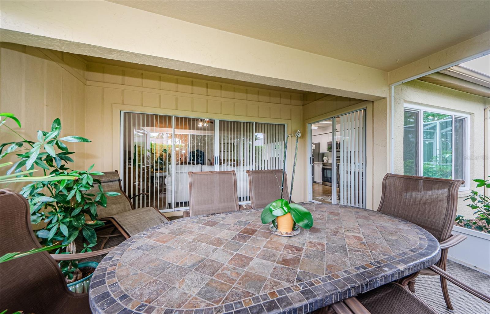 Listing photo id 37 for 6515 Pine Walk Drive