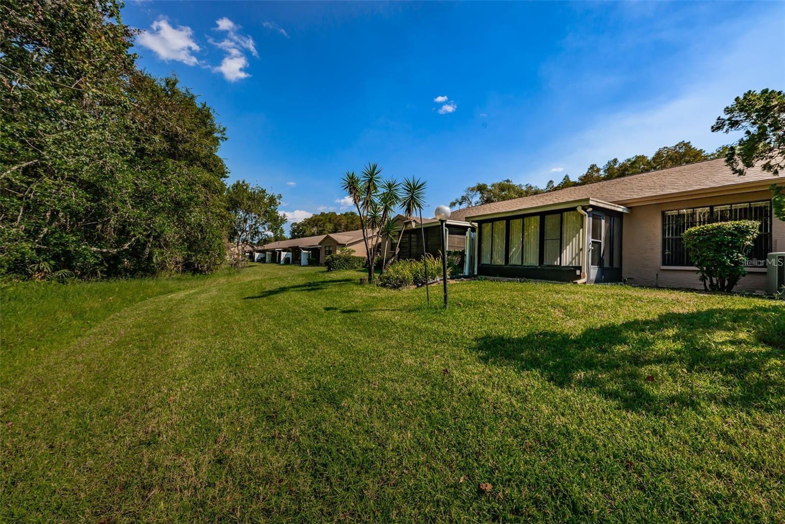 Listing photo id 9 for 3135 Charter Club Drive G