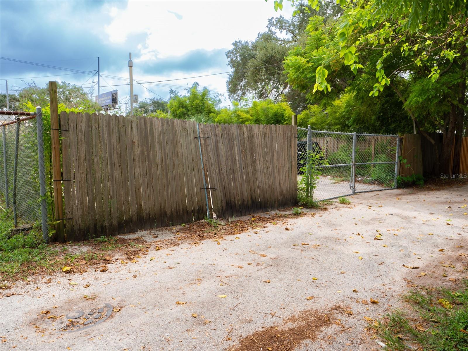 Image 8 of 11 For 3922 Central Avenue