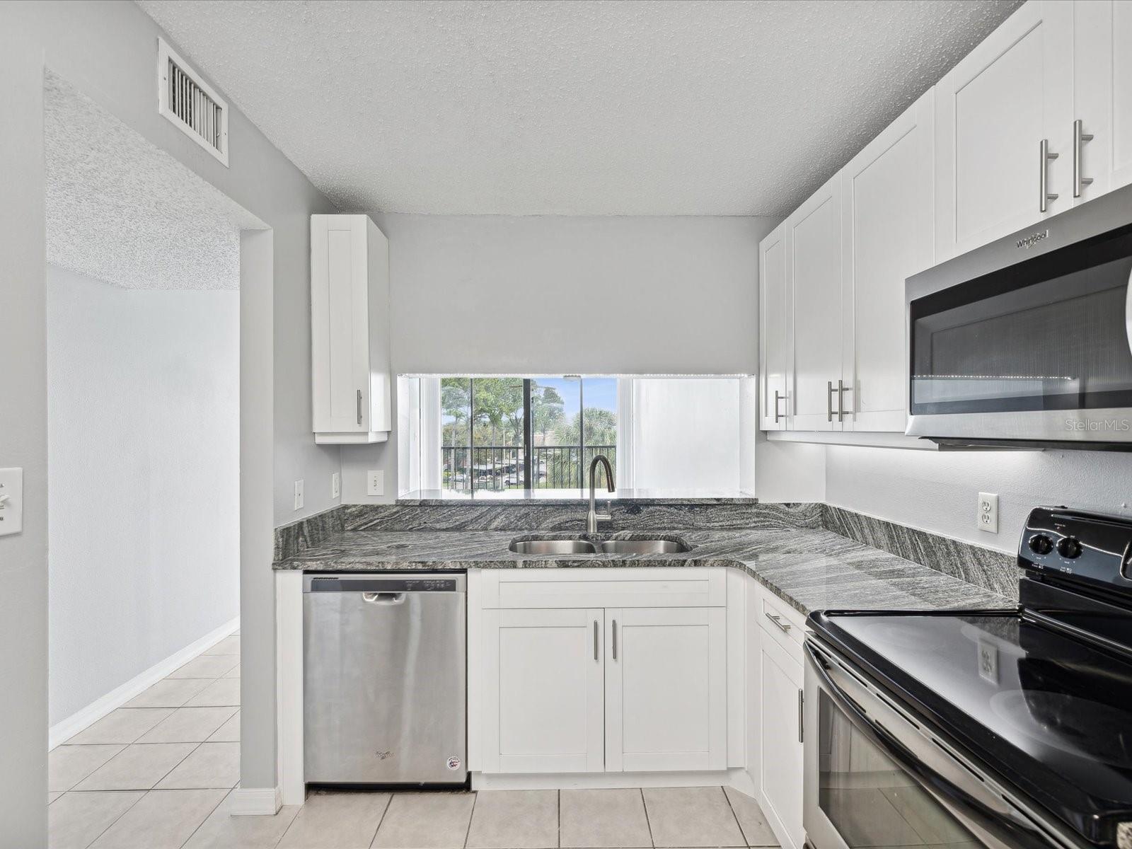 Image 3 of 61 For 2424 Tampa Bay Boulevard L-302