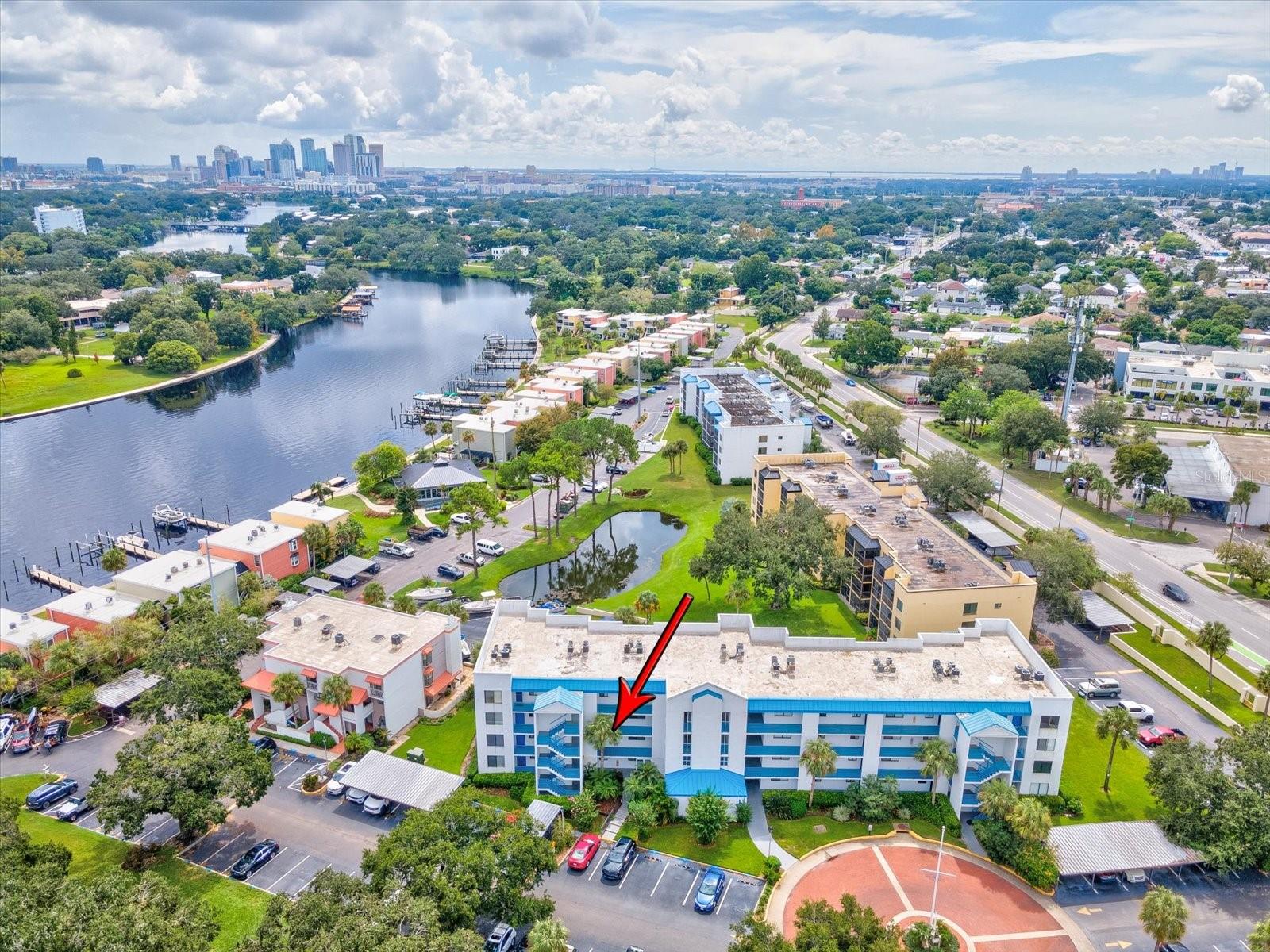 Image 32 of 61 For 2424 Tampa Bay Boulevard L-302