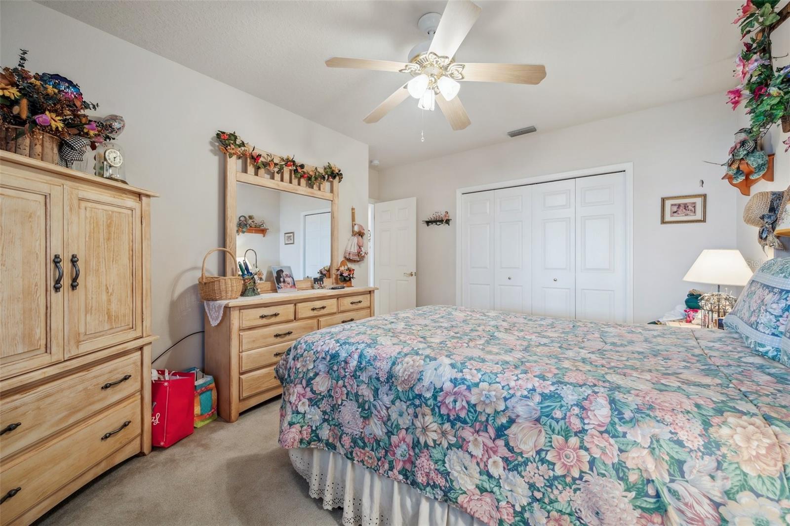 Listing photo id 23 for 1717 Daylily Drive