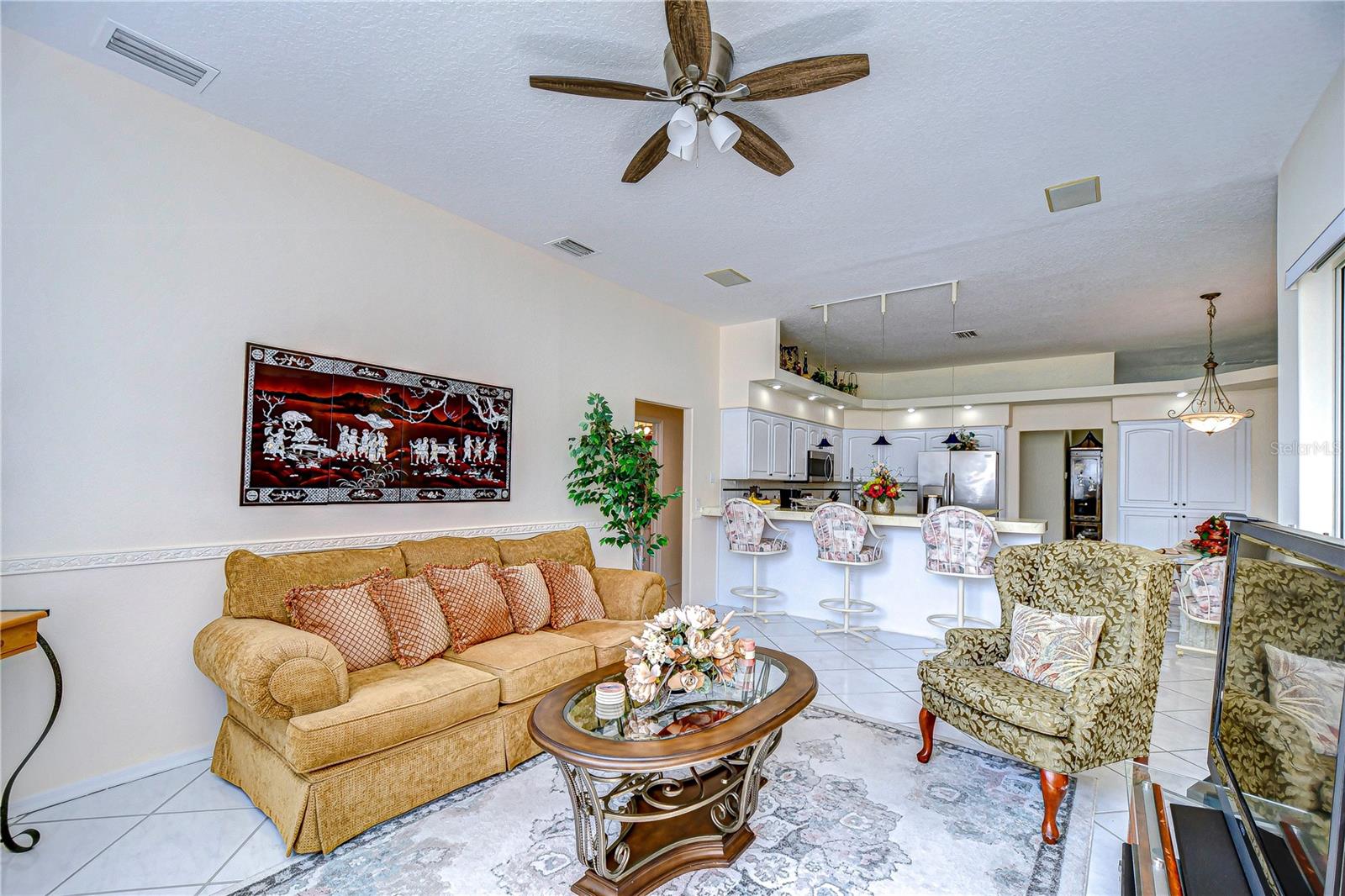 Listing photo id 26 for 8704 Cypress Lakes Boulevard