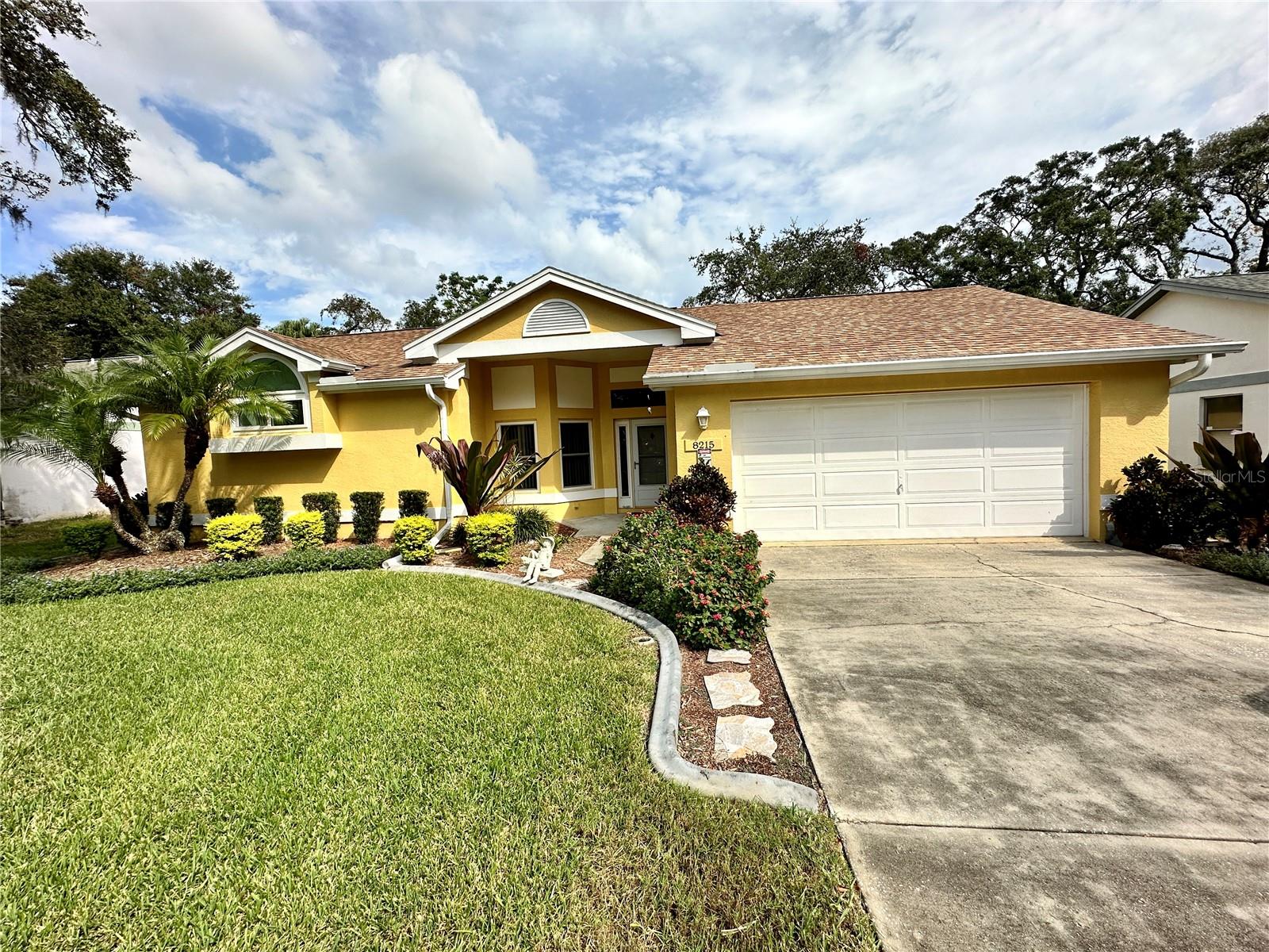 Details for 8215 Golf Club Court, HUDSON, FL 34667