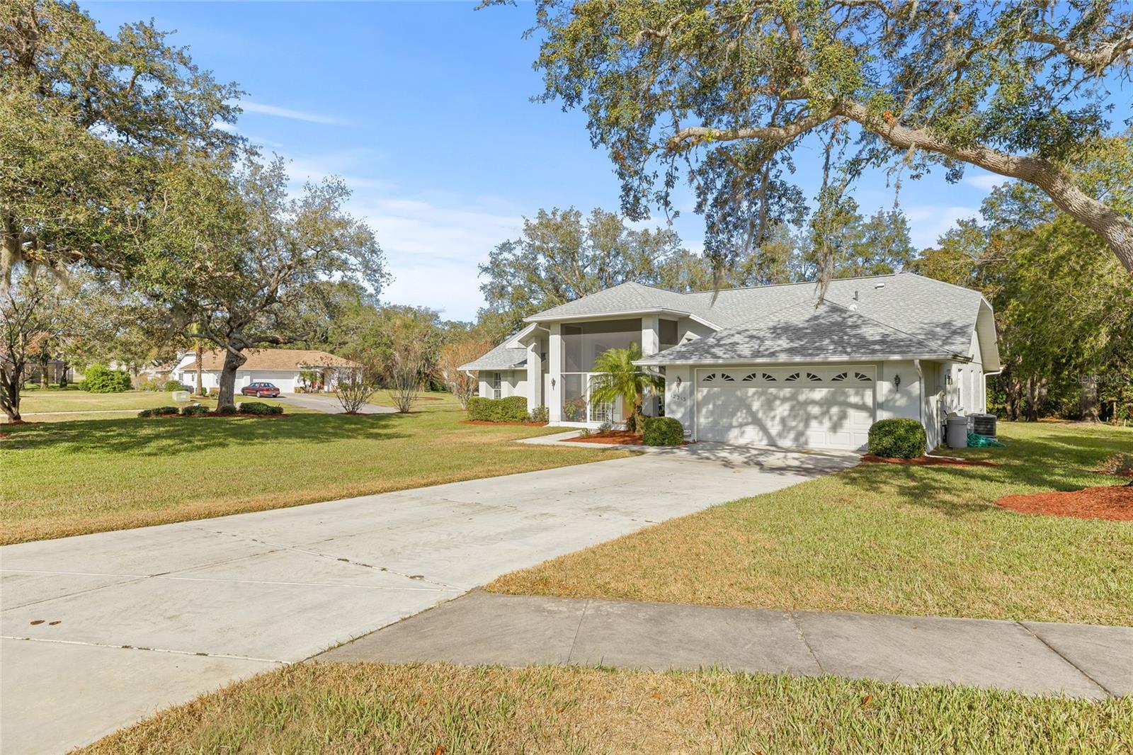 Listing photo id 1 for 12213 Mango Court