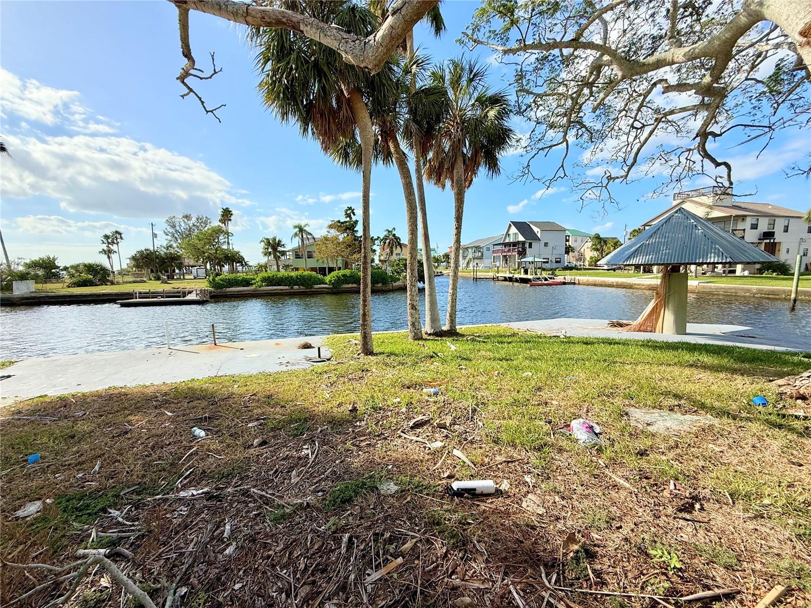 Image 18 of 23 For 6515 Seaview Boulevard