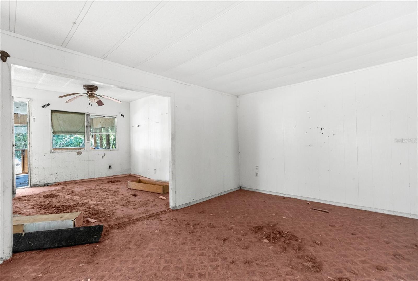 Image 32 of 40 For 9347 River Rock Drive