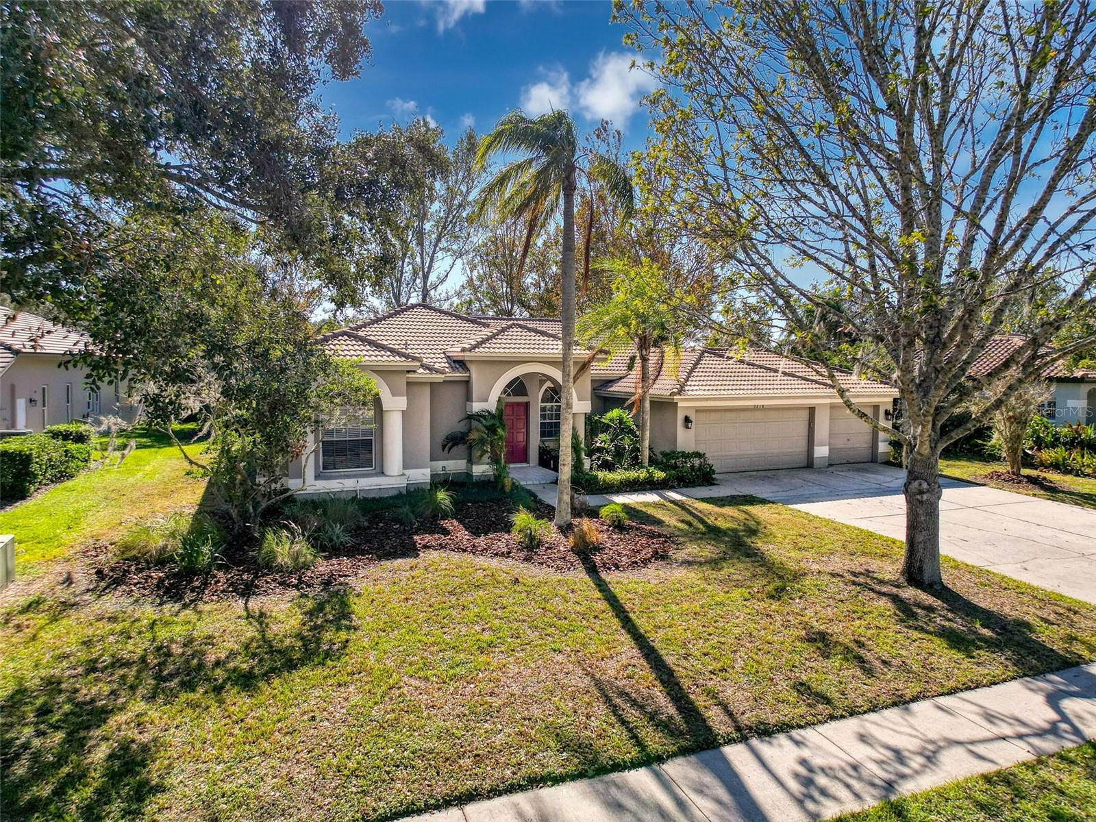 Details for 3218 Crescent Oaks Boulevard, TARPON SPRINGS, FL 34688