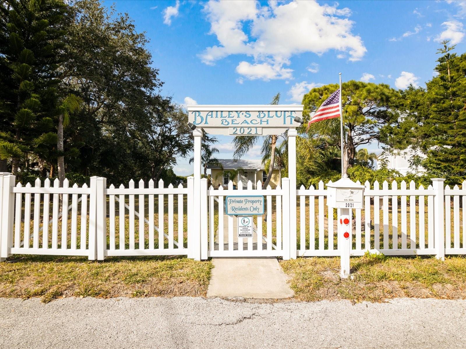 Image 43 of 62 For 1928 Gulfview Drive