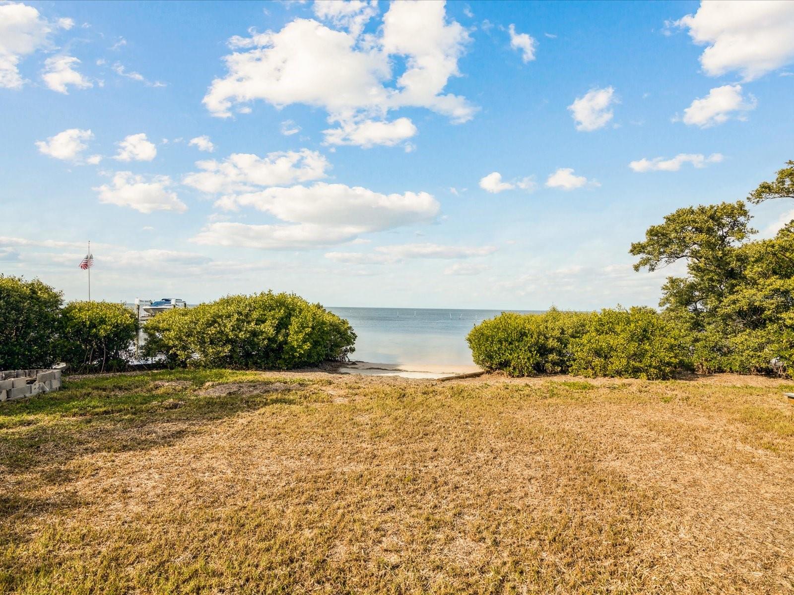 Image 46 of 62 For 1928 Gulfview Drive