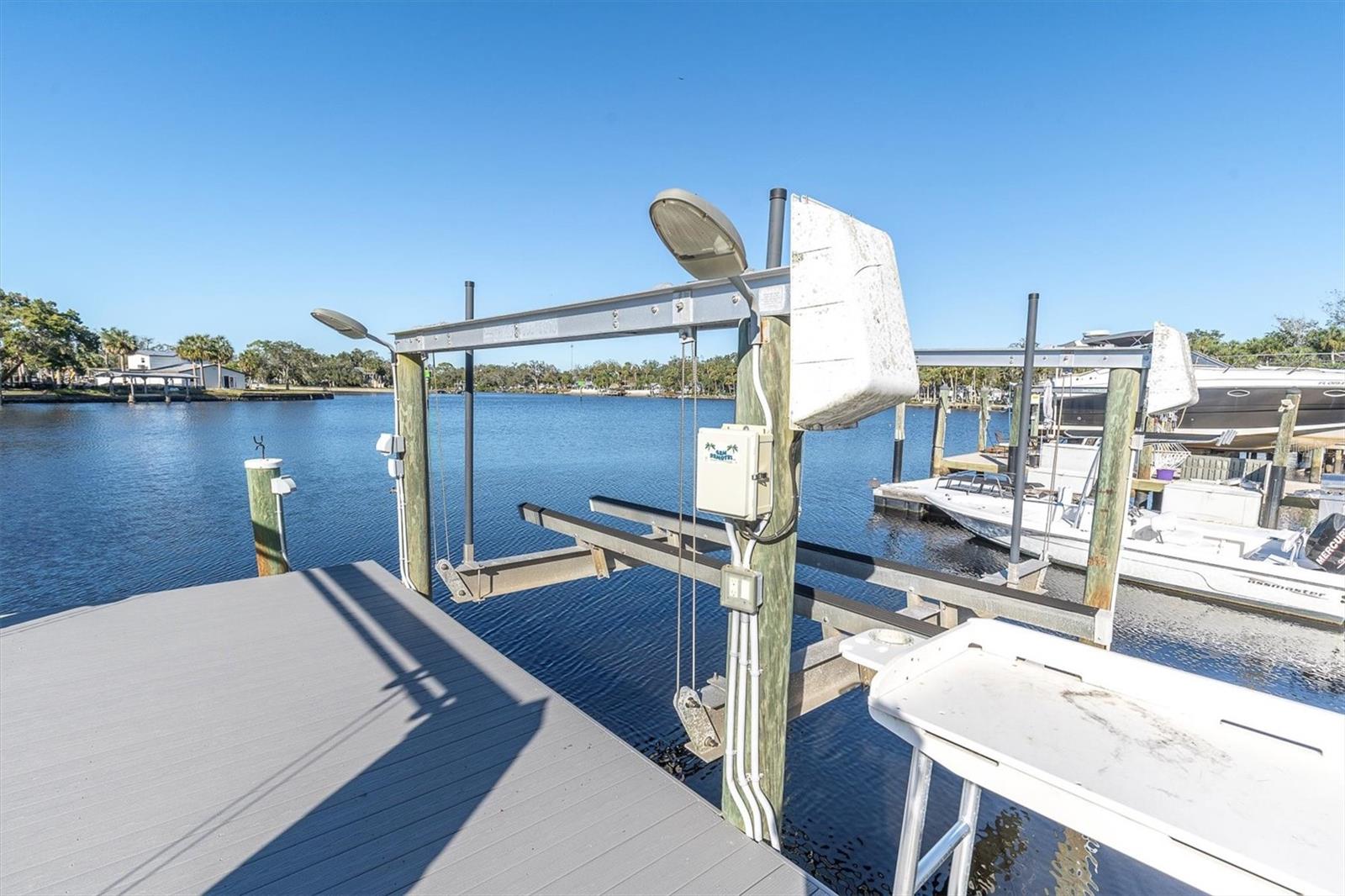 Listing photo id 41 for 5517 Manatee Point Drive