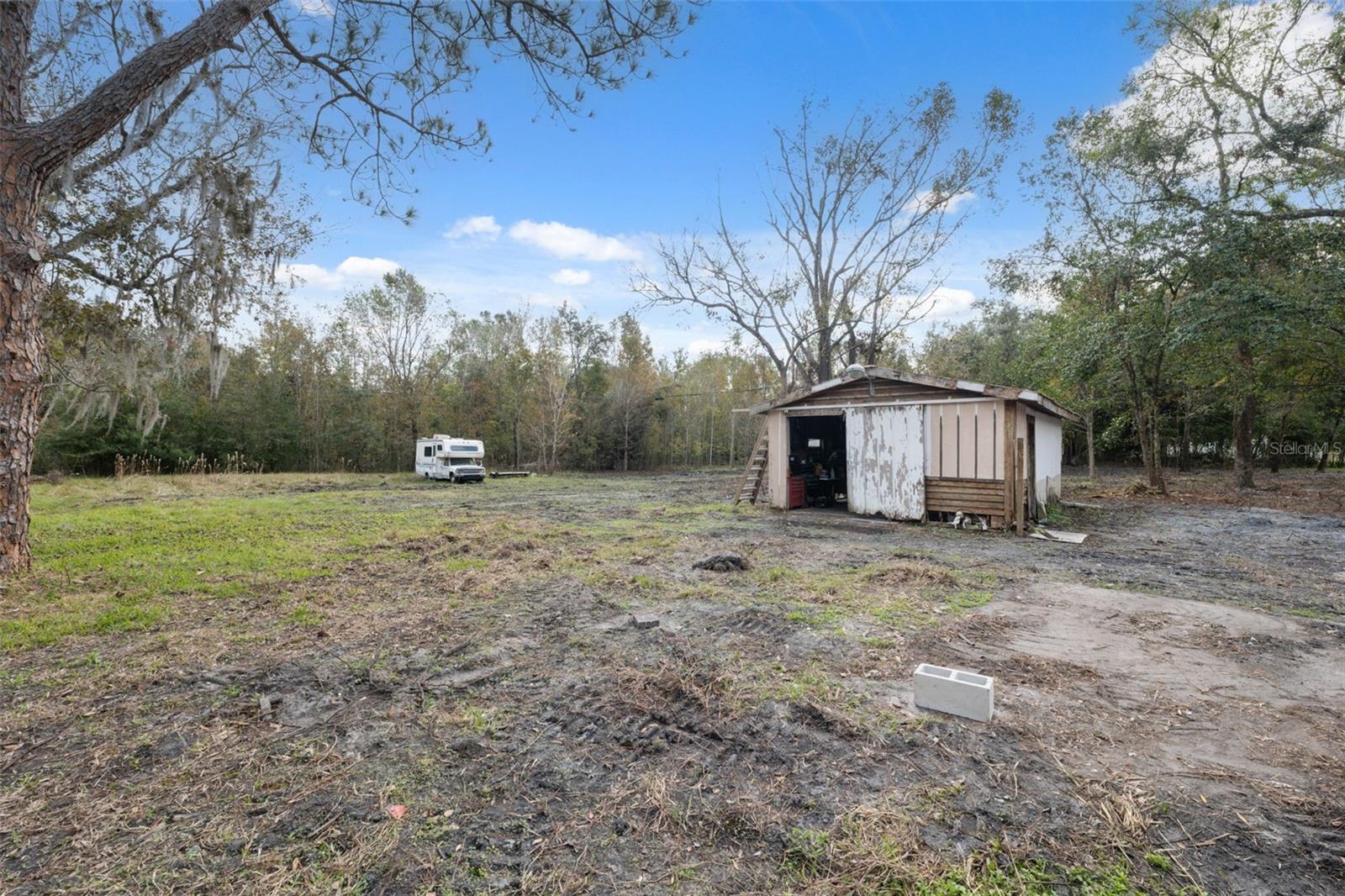 Image 4 of 23 For 23124 Belinda Drive