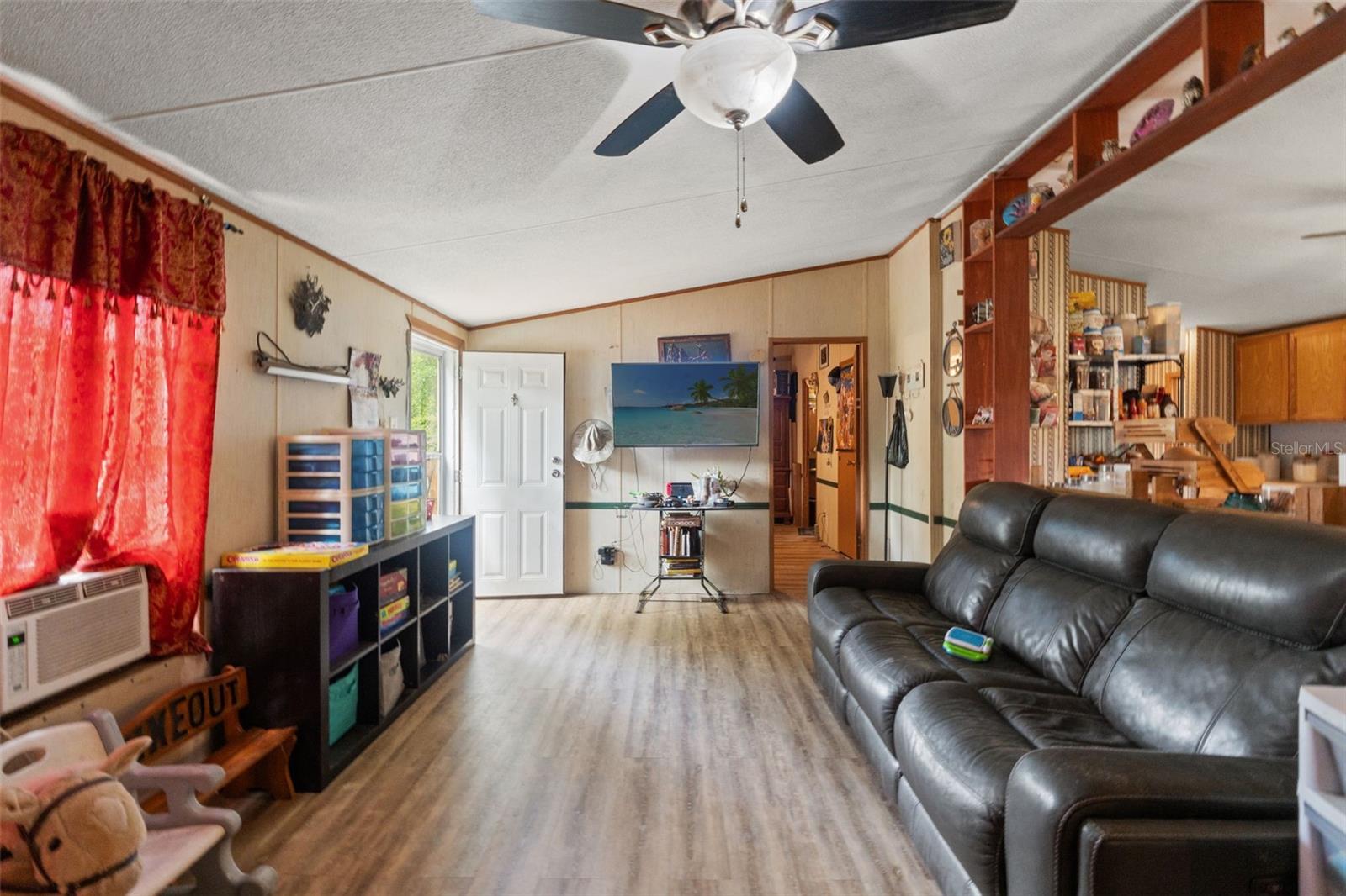 Image 19 of 24 For 2249 Goldpearl Lane