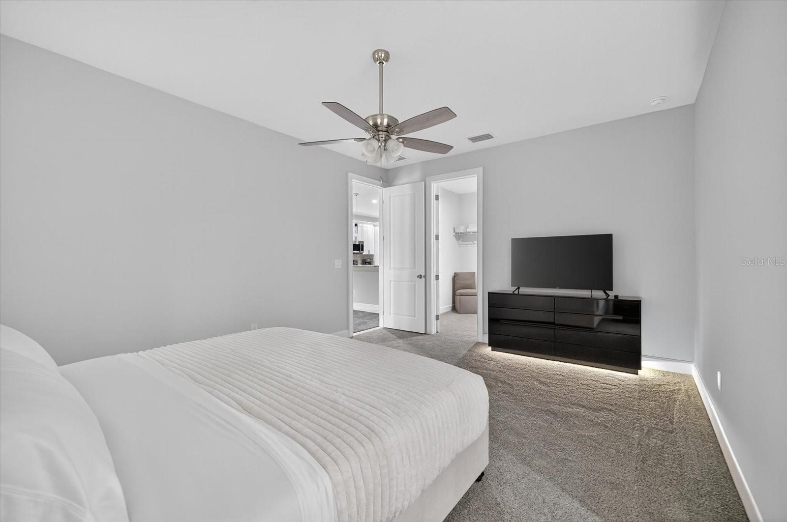 Image 40 of 52 For 8290 40th Street N