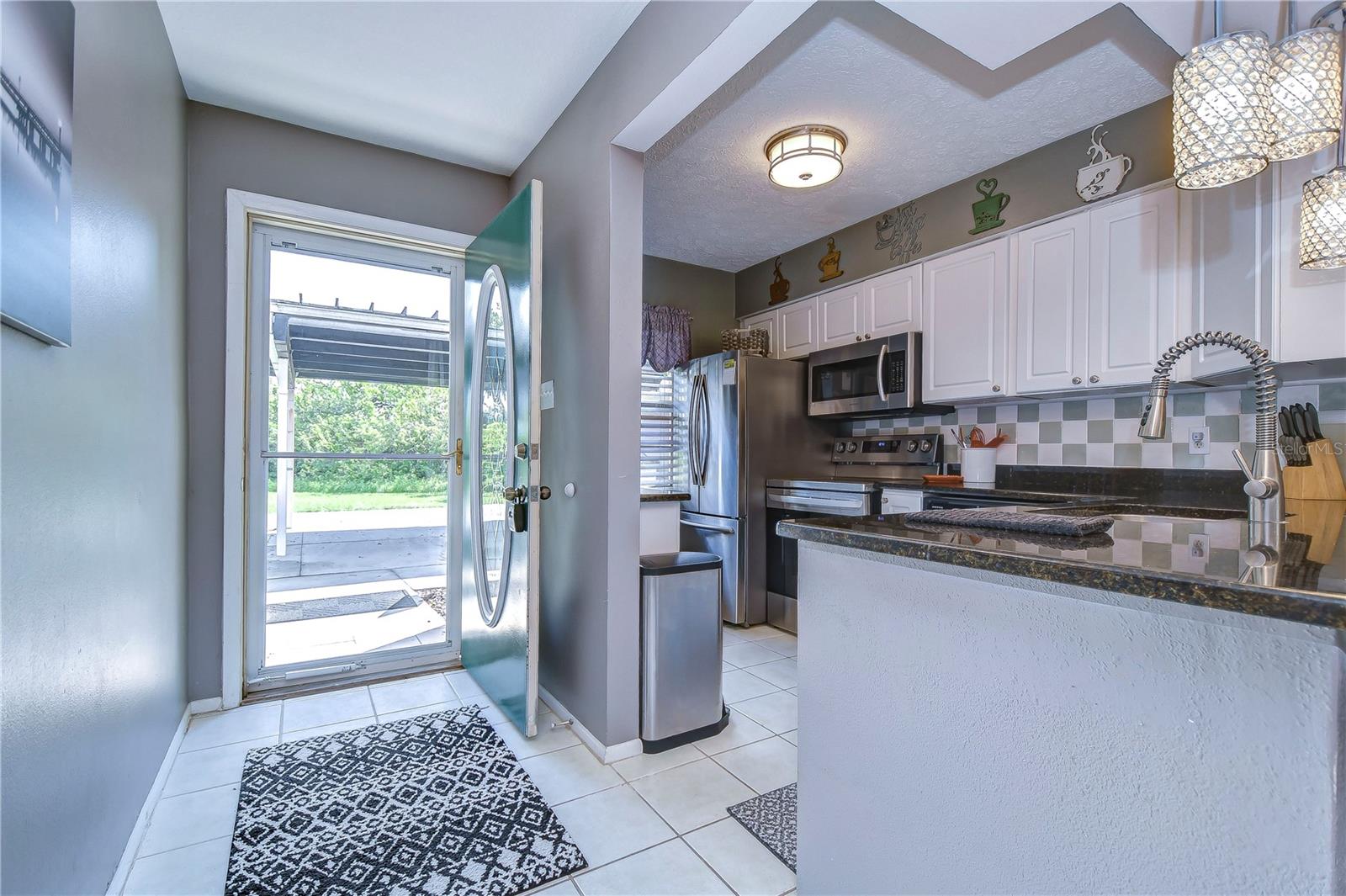 Image 11 of 43 For 3714 Trophy Boulevard 3714