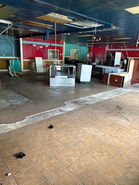 Listing photo id 2 for 4560-4568 Commercial Way