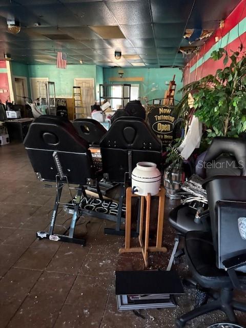Listing photo id 3 for 4560-4568 Commercial Way