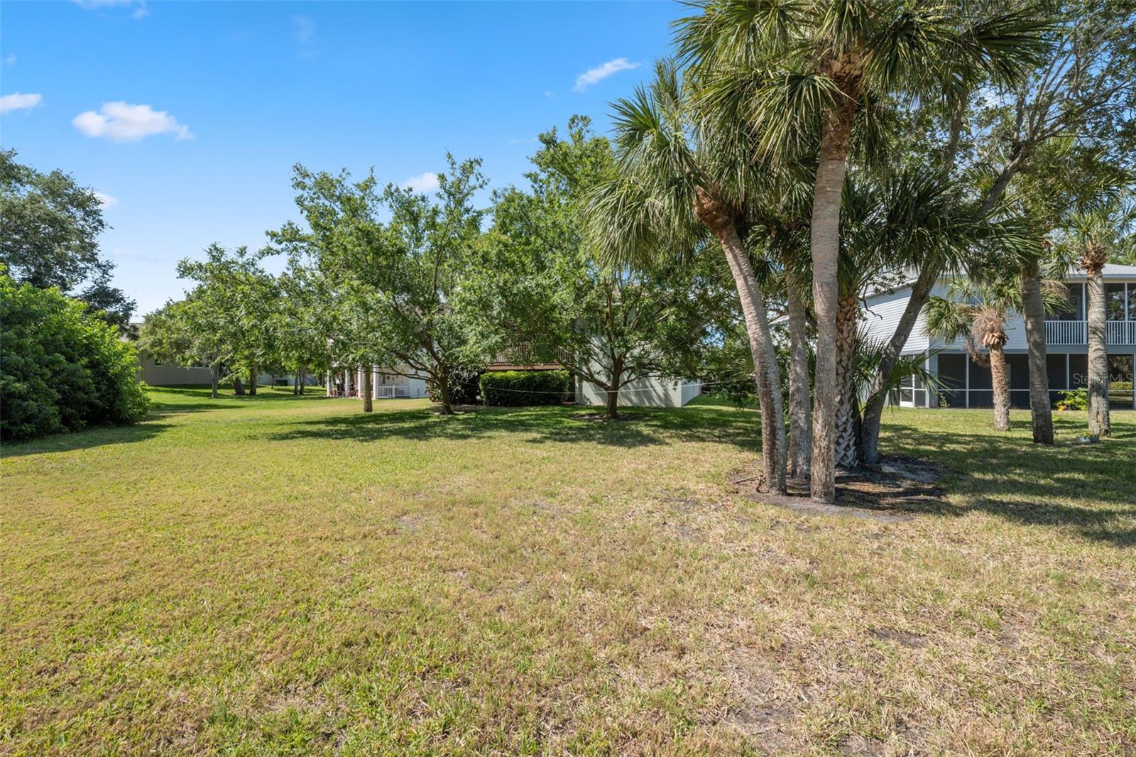 Listing photo id 38 for 1005 Mizzen Court