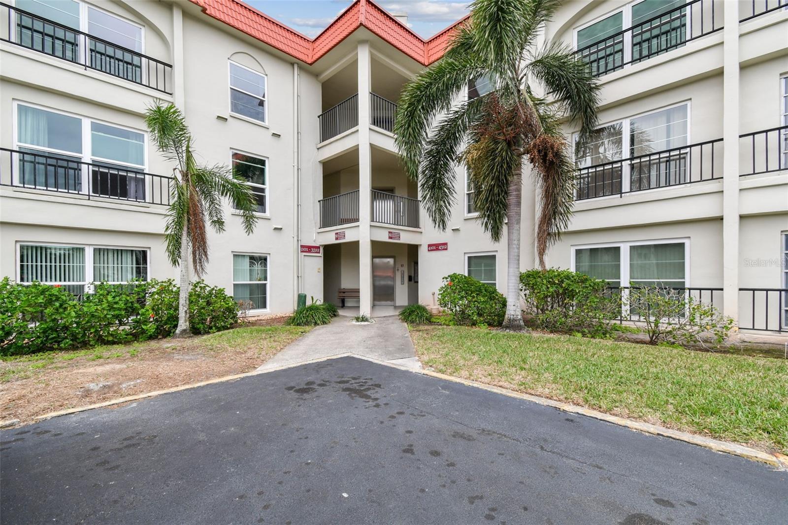 Image 31 of 68 For 2700 Bayshore Boulevard 3108