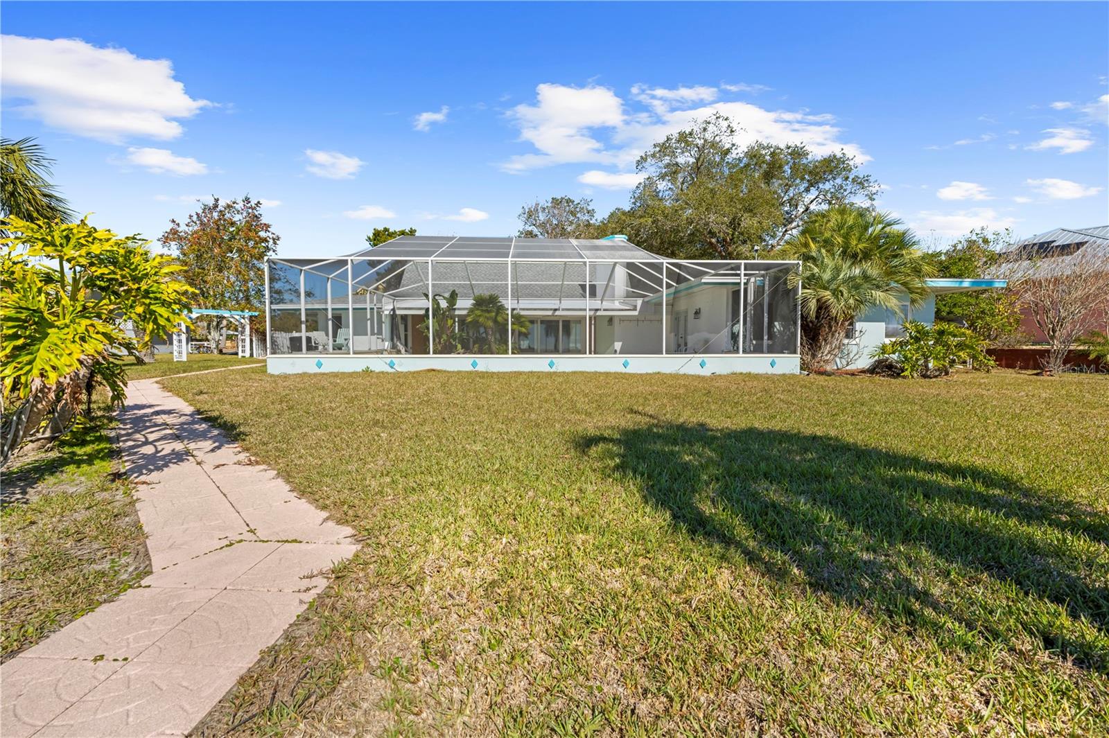 Listing photo id 46 for 11882 Bayshore Drive